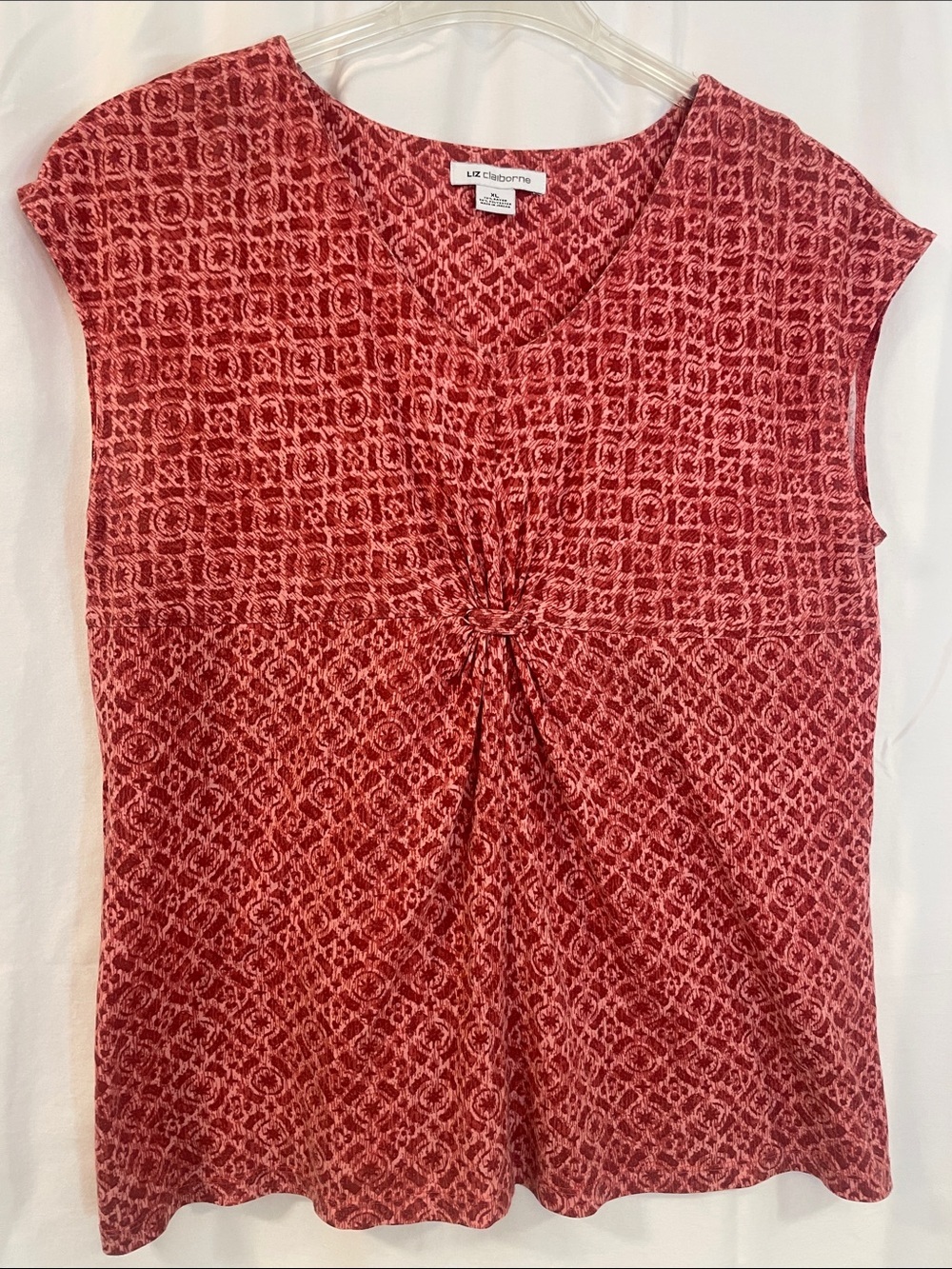 Liz Claiborne XL Salmon Color Pit to Pit 21” Cap Sleeve Top Preworn twist front